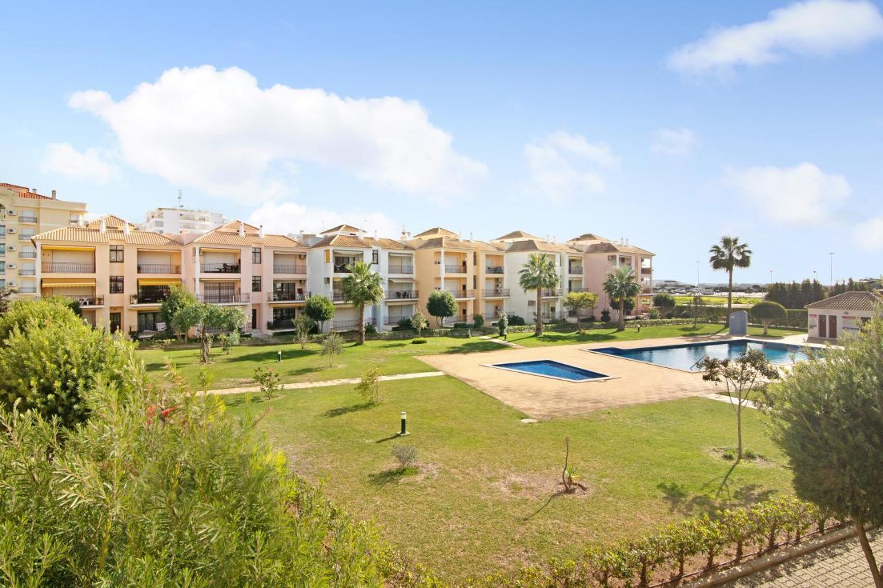 Columbus Beach Apartment กัวเตย์รา ภายนอก รูปภาพ