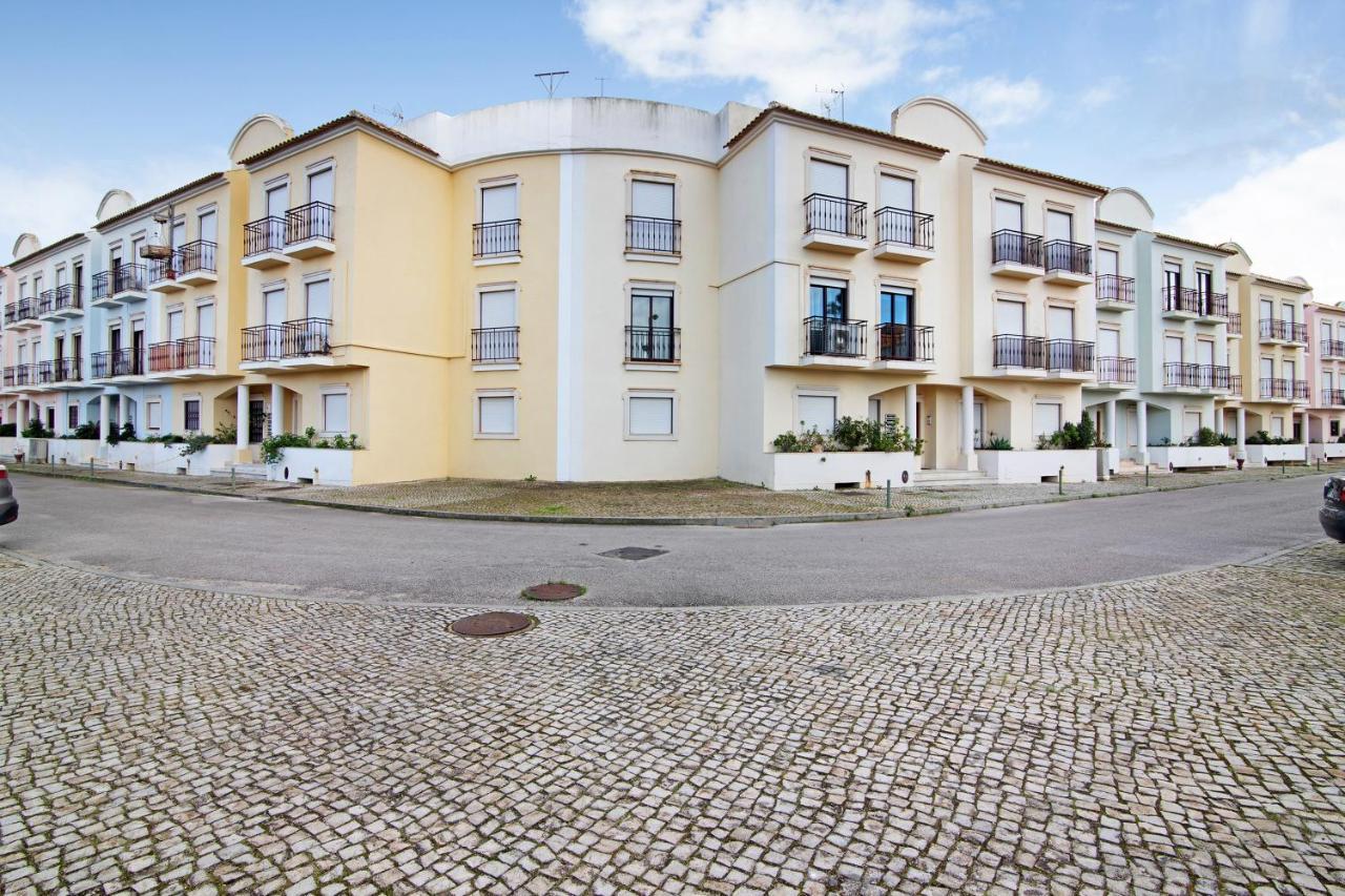 Columbus Beach Apartment กัวเตย์รา ภายนอก รูปภาพ