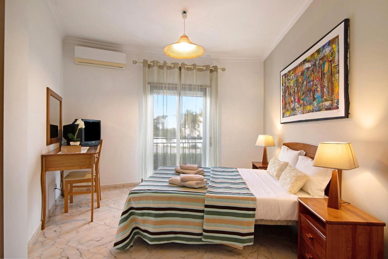 Columbus Beach Apartment กัวเตย์รา ภายนอก รูปภาพ