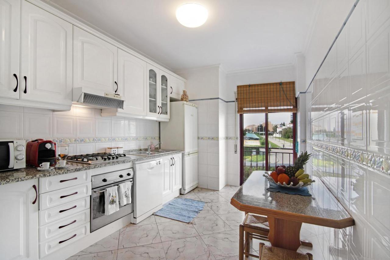 Columbus Beach Apartment กัวเตย์รา ภายนอก รูปภาพ